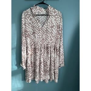 Aura Tan and White Pullover Long Sleeve Babydoll Swing Dress